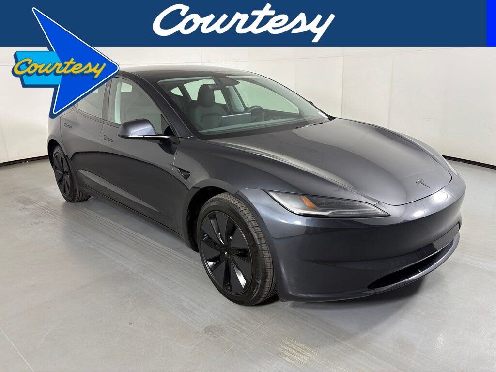 2026 Tesla Model 3 photo 1