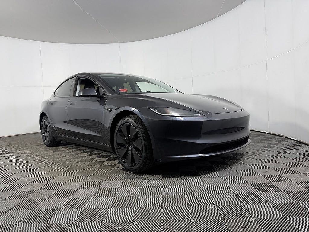 2025 Tesla Model 3 Long Range