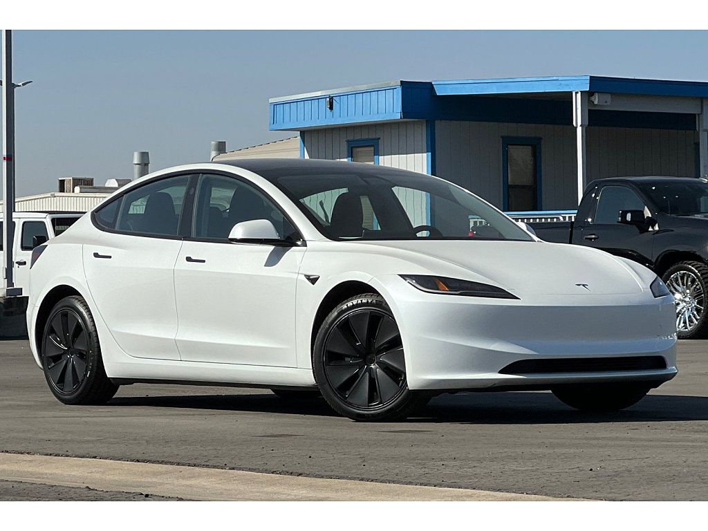 2025 Tesla Model 3 Long Range