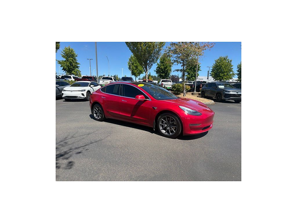 2018 Tesla Model 3 photo 1