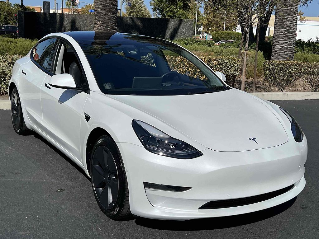 2022 Tesla Model 3 photo 1