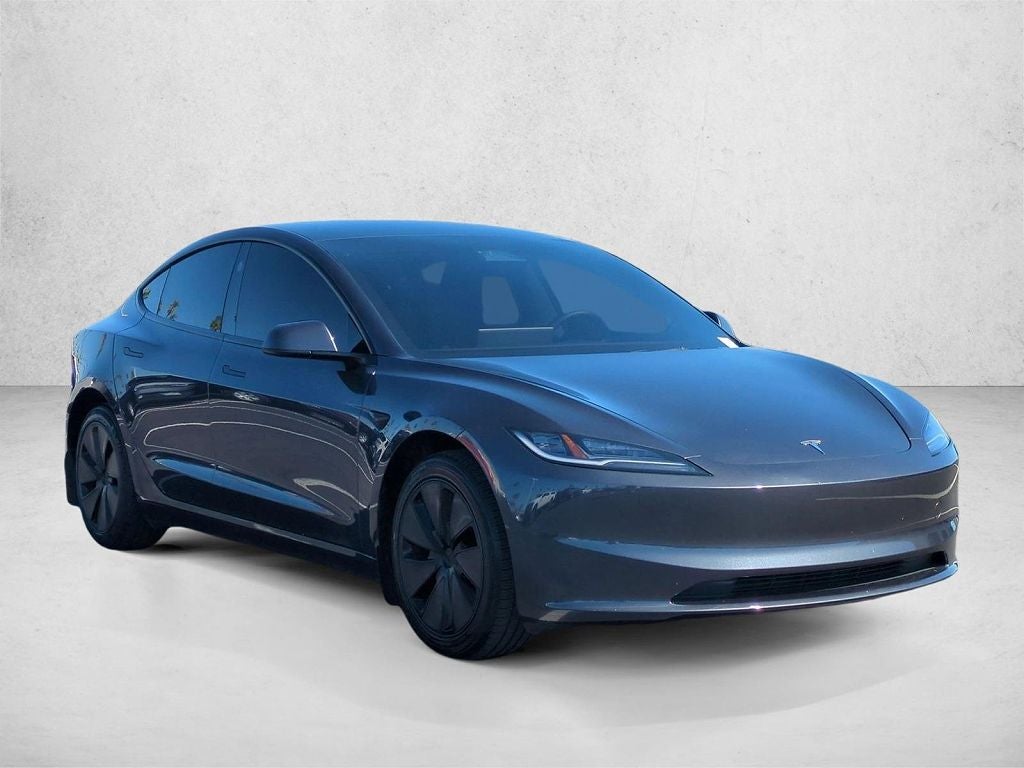 2025 Tesla Model 3 photo 1