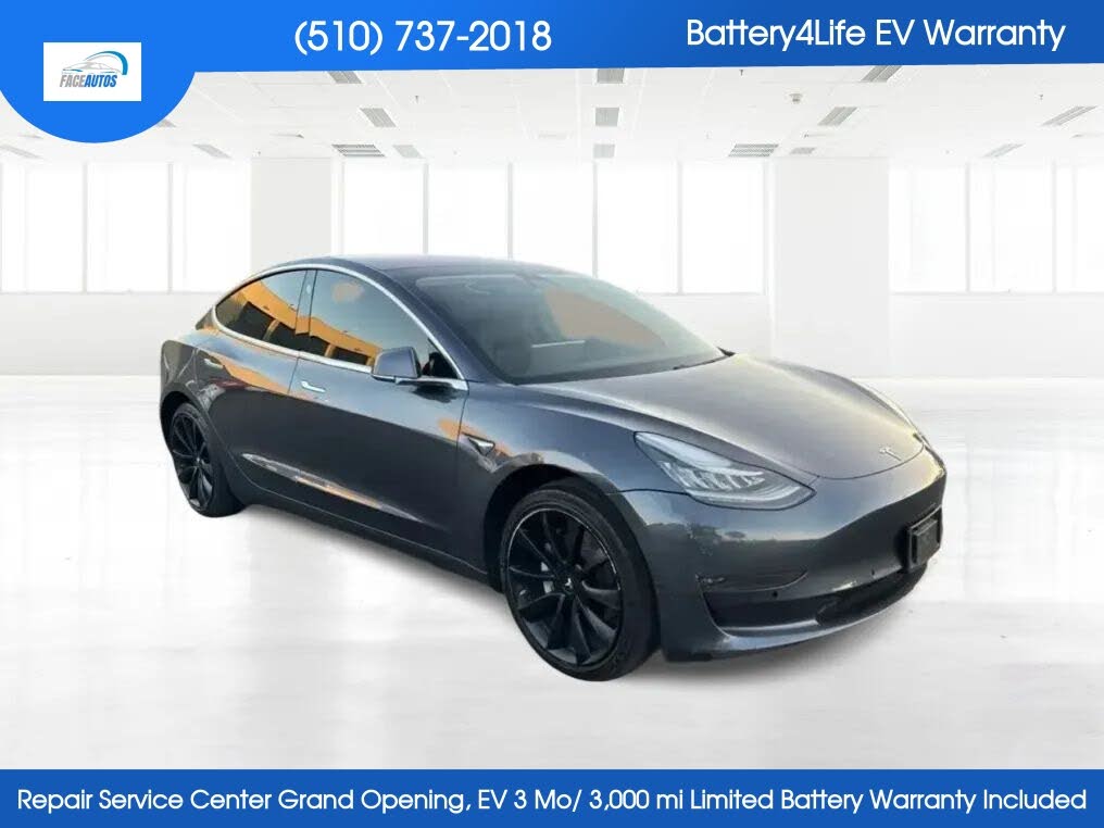 2018 Tesla Model 3 photo 1