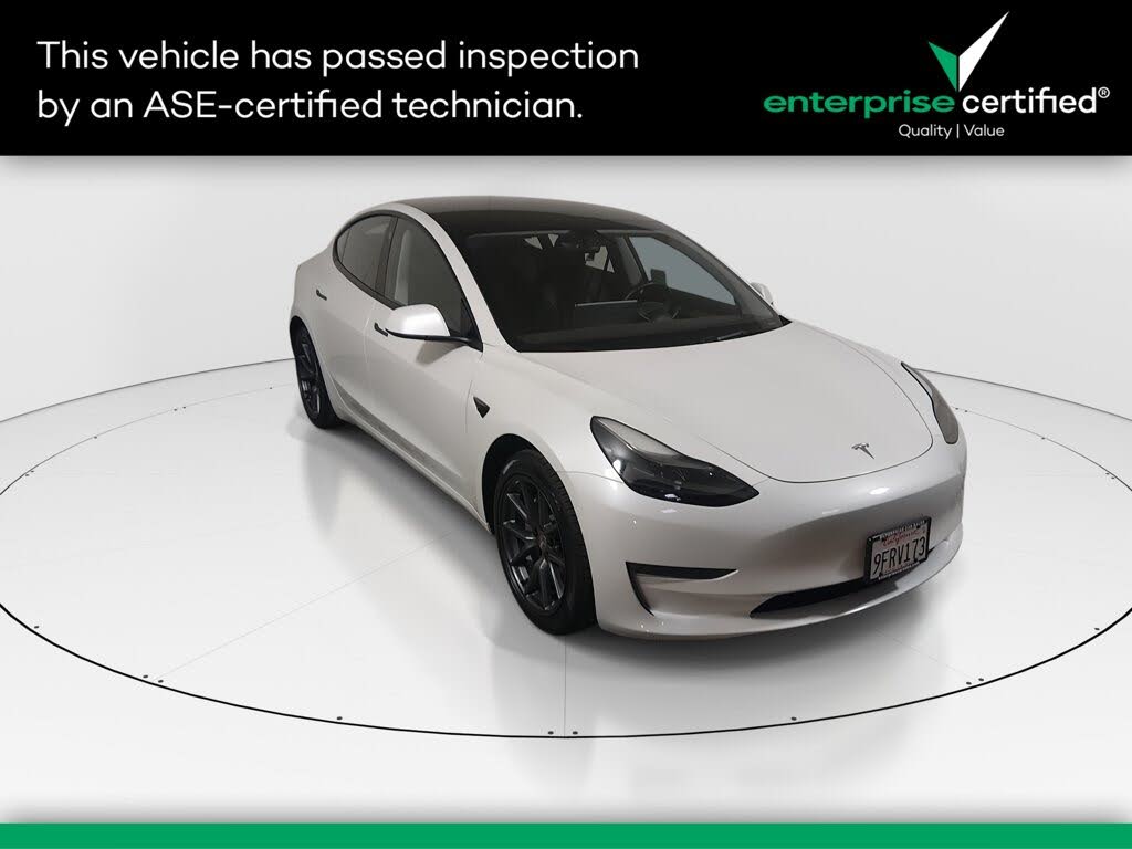 2023 Tesla Model 3 photo 1