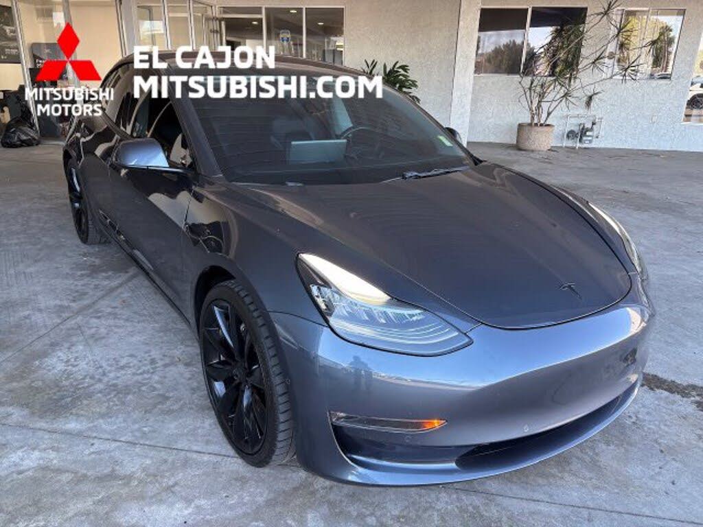2018 Tesla Model 3 photo 1