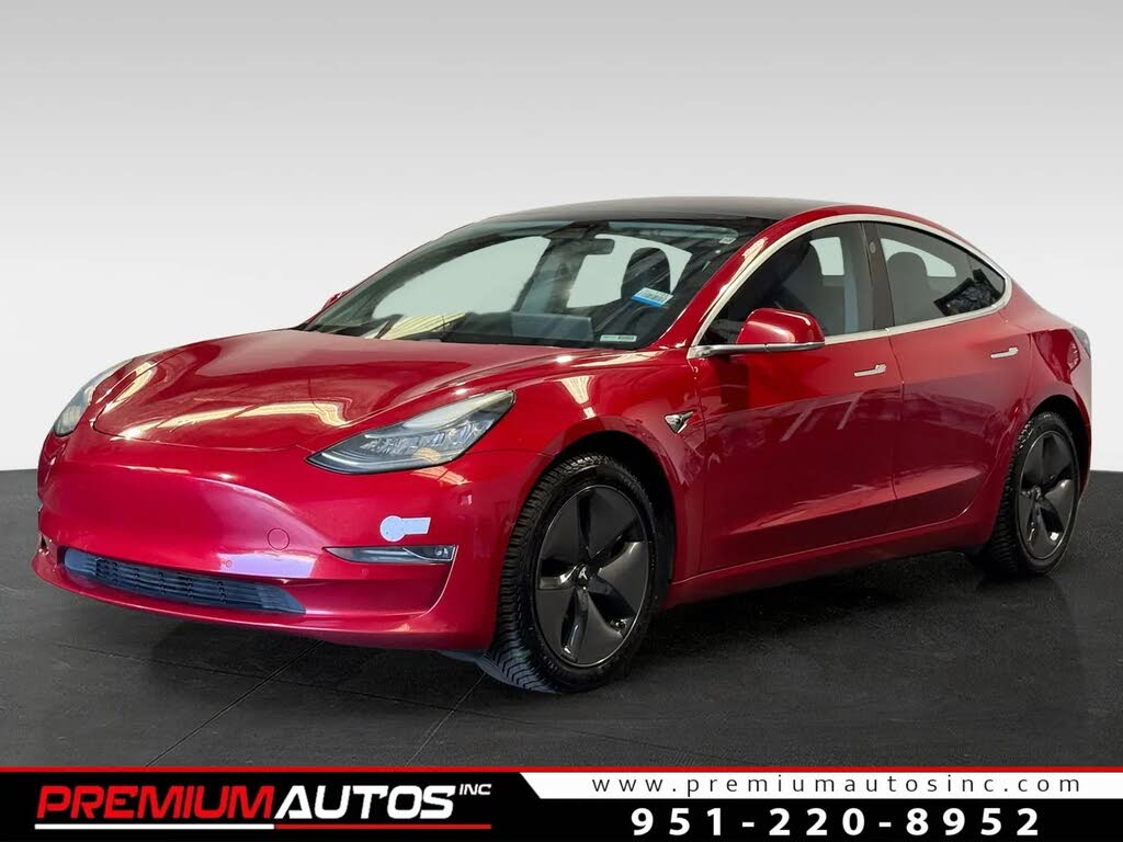 2018 Tesla Model 3 photo 1