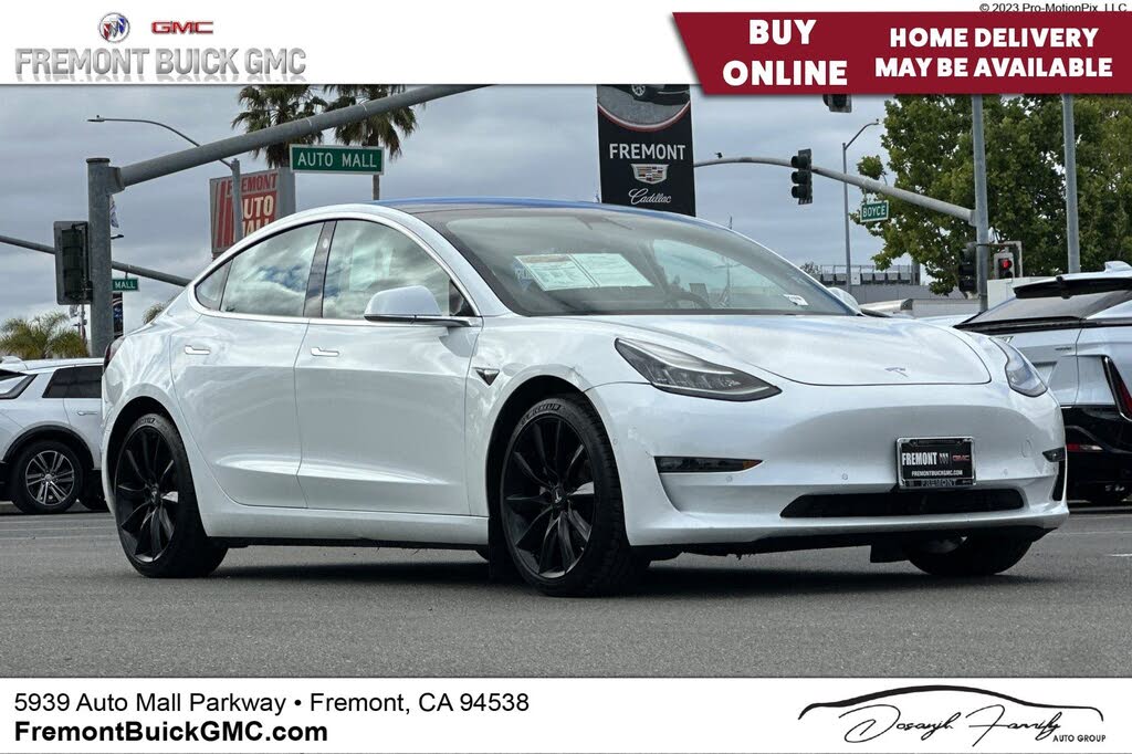 2018 Tesla Model 3 photo 1