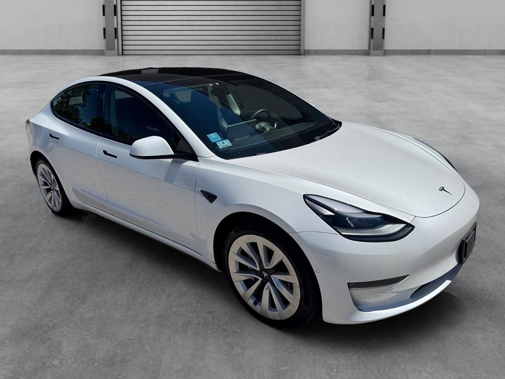 2022 Tesla Model 3 Long Range