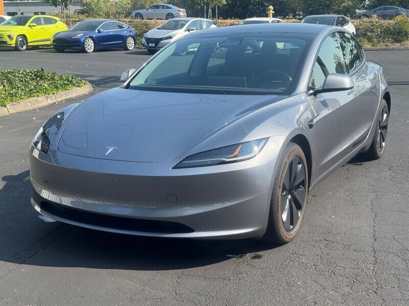 2025 Tesla Model 3 Long Range