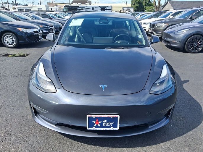 2022 Tesla Model 3 photo 3