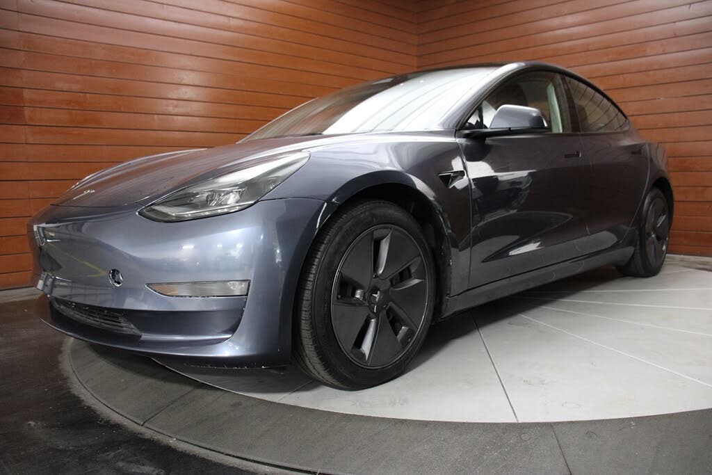 2023 Tesla Model 3 photo 1