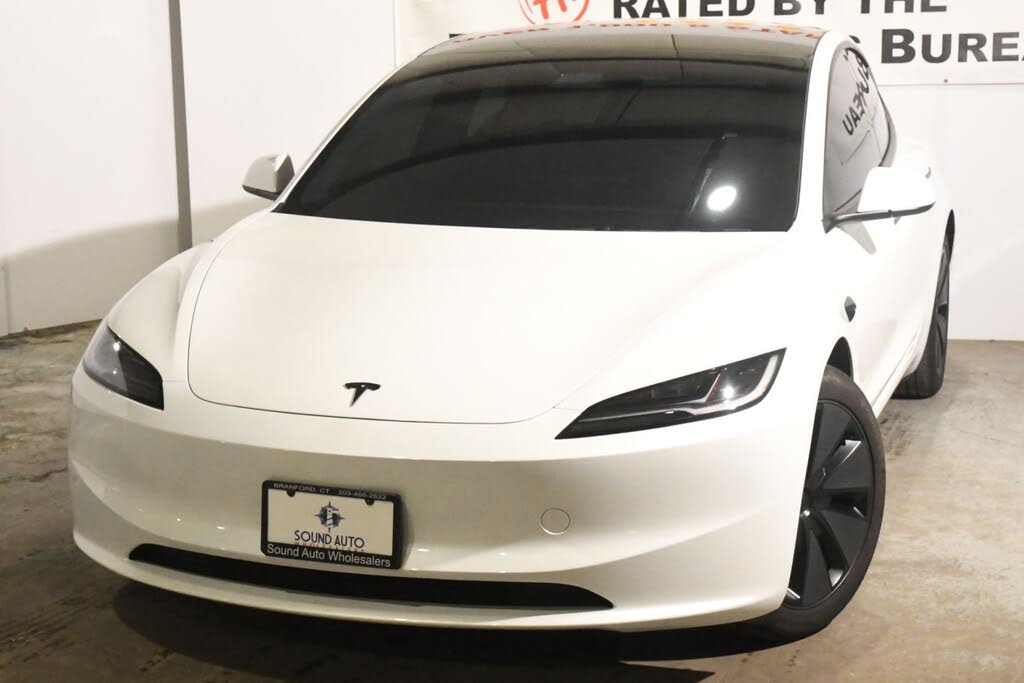 2025 Tesla Model 3 Long Range