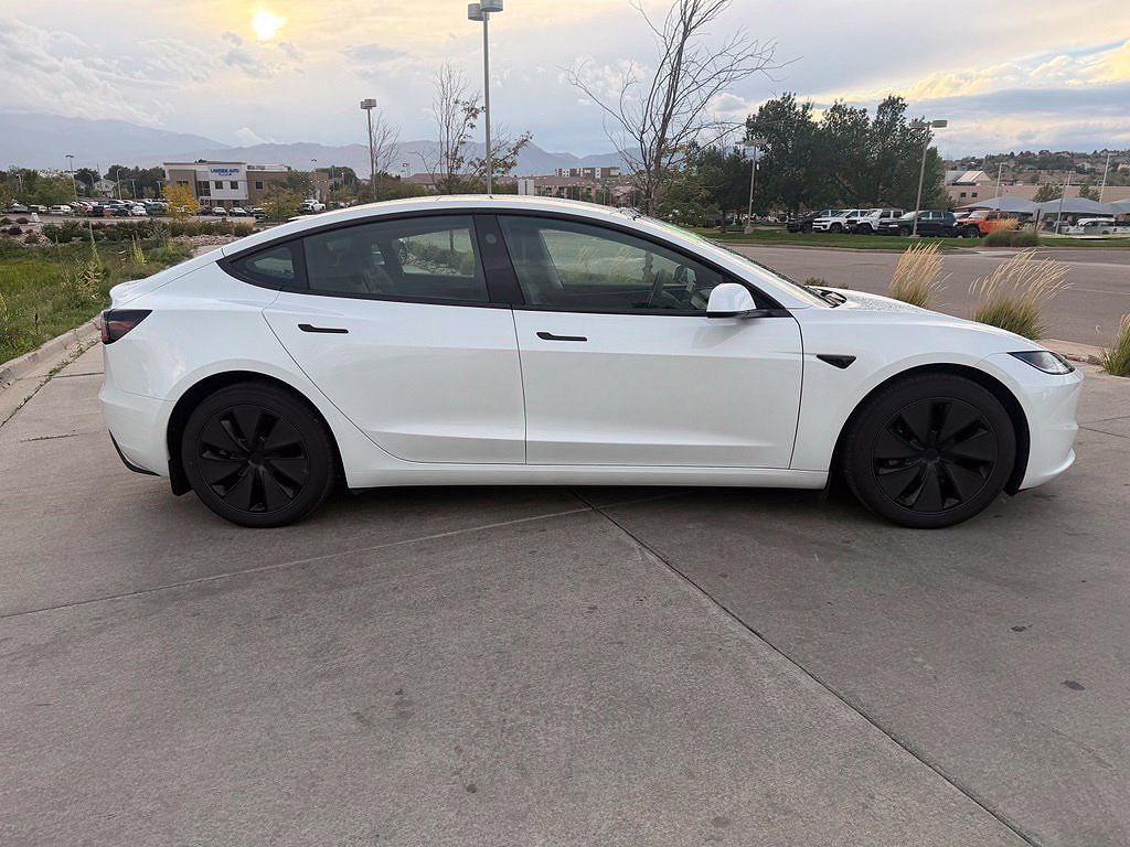 2025 Tesla Model 3 Long Range