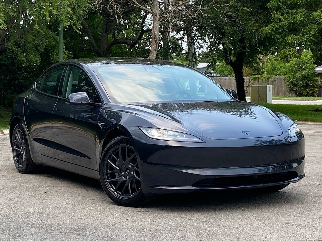 2026 Tesla Model 3 Premium