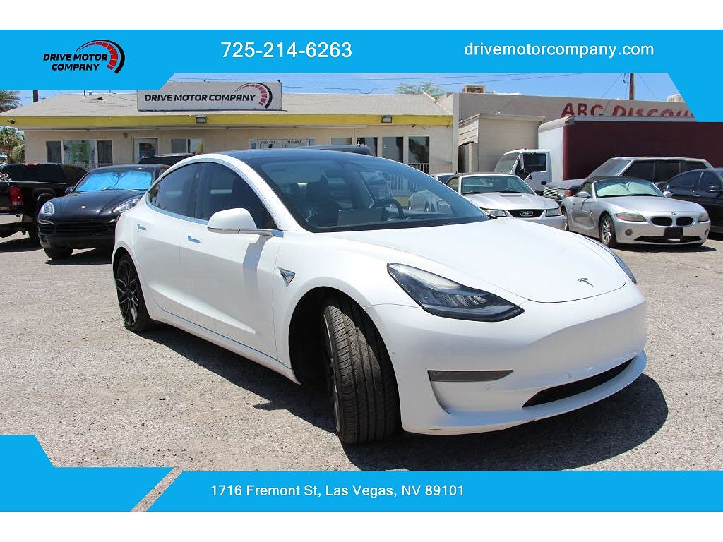 2018 Tesla Model 3 photo 1