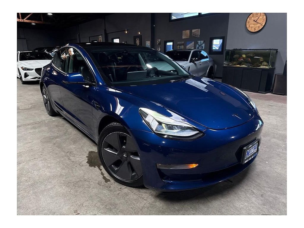 2022 Tesla Model 3 photo 1
