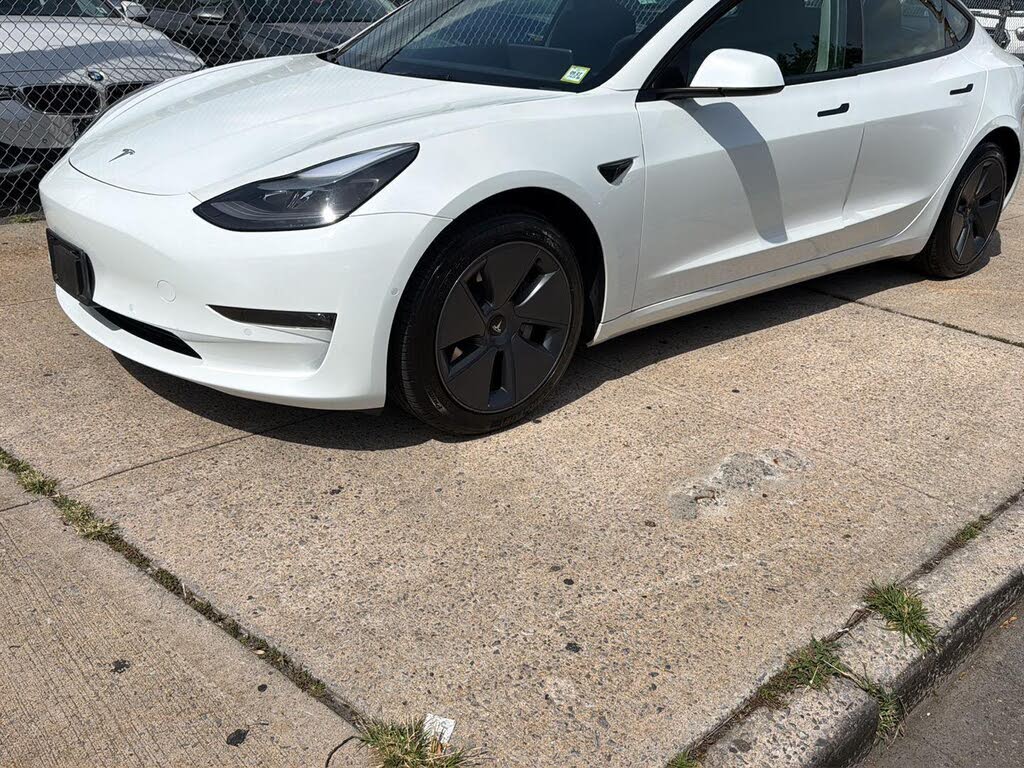 2022 Tesla Model 3 Long Range