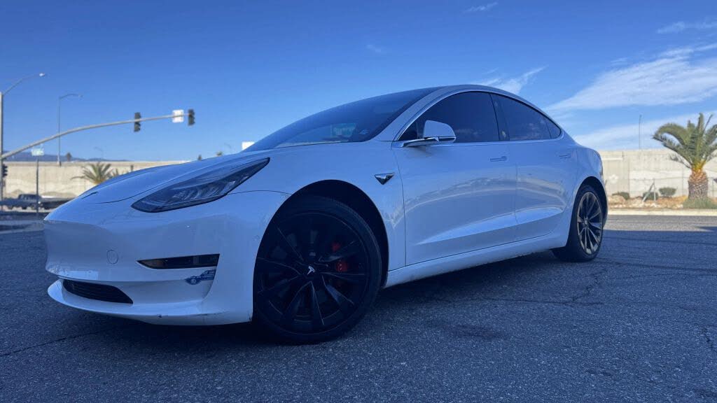 2019 Tesla Model 3 photo 1