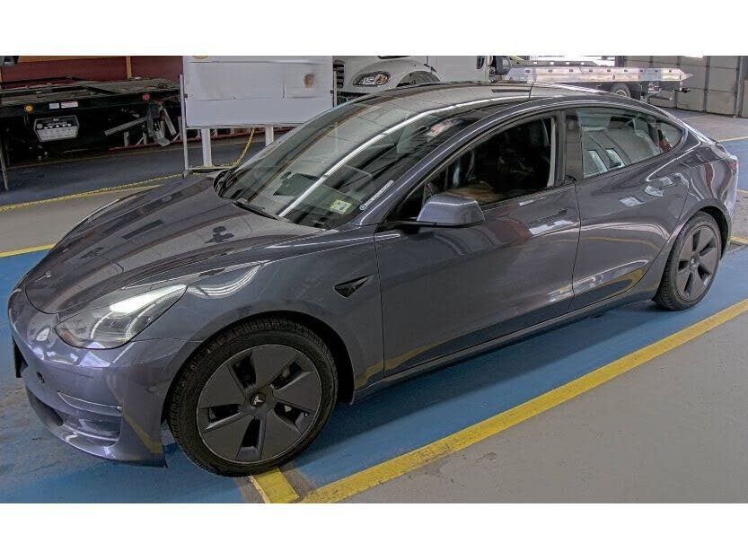 2022 Tesla Model 3 Long Range