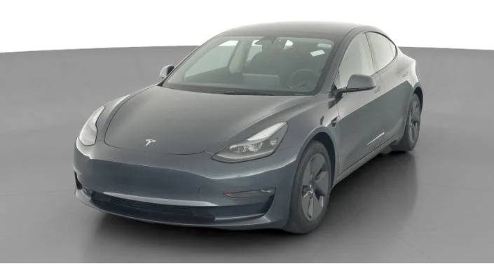 2023 Tesla Model 3 photo 1