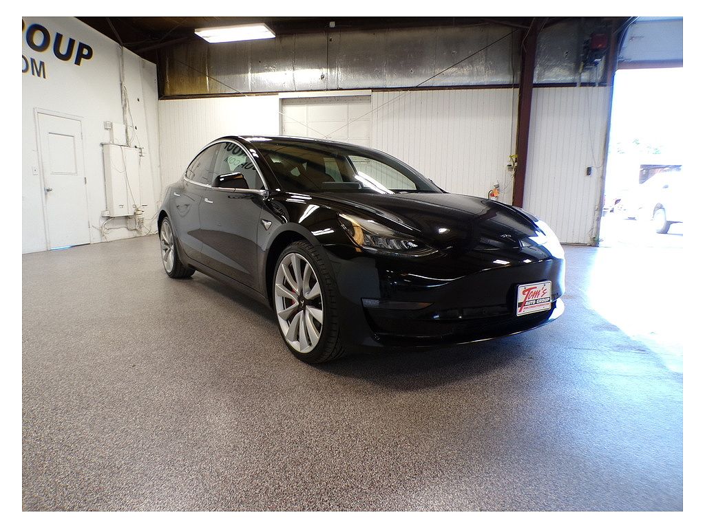 2018 Tesla Model 3 Long Range
