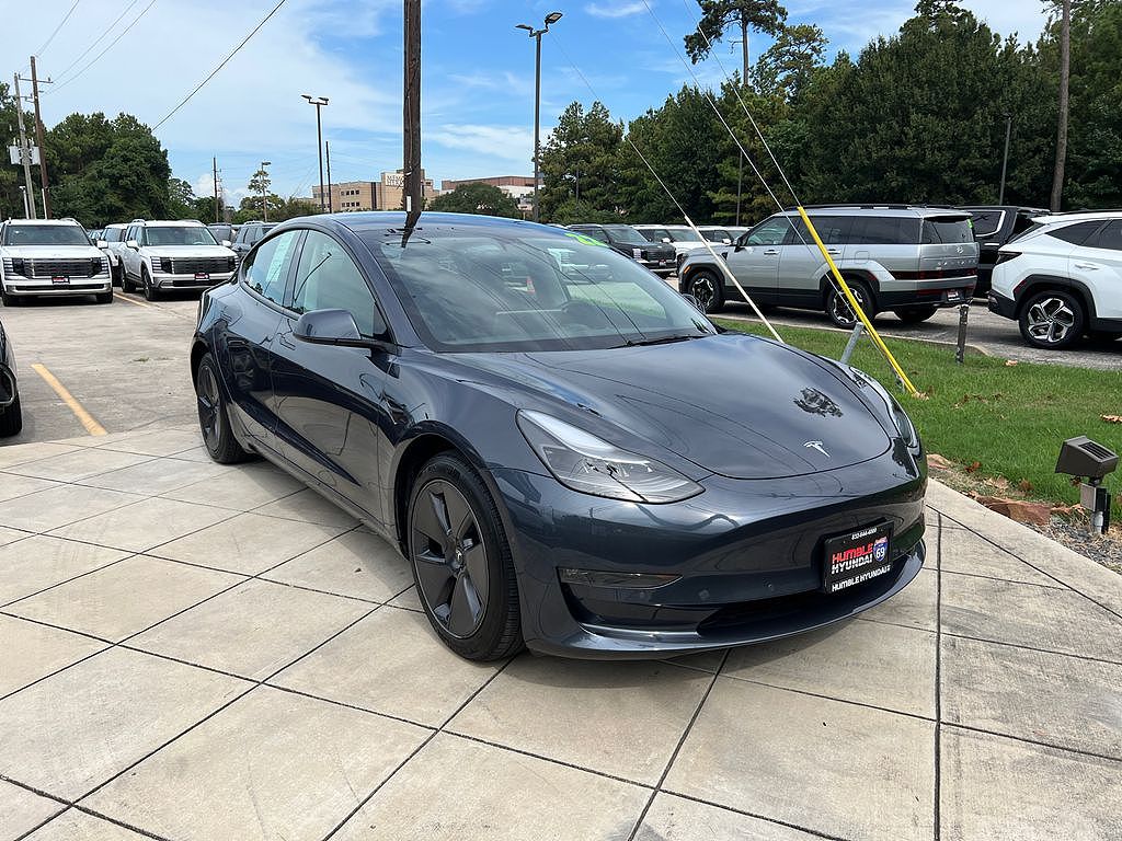2022 Tesla Model 3 Long Range