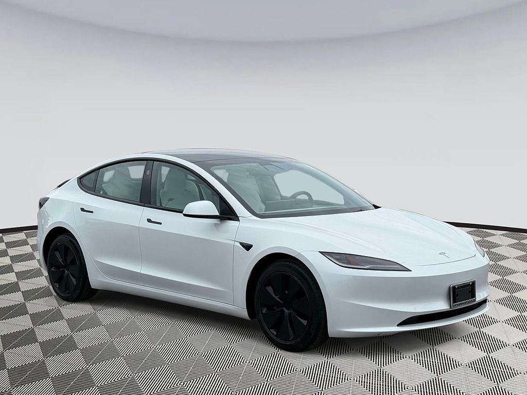 2025 Tesla Model 3 Long Range