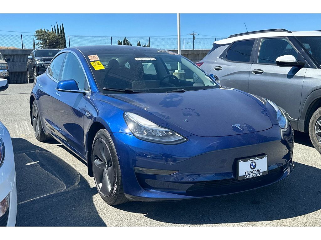 2019 Tesla Model 3 photo 1