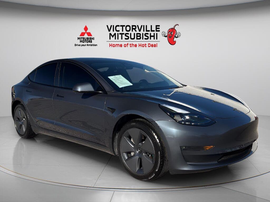 2023 Tesla Model 3 photo 1