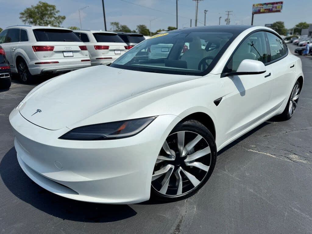 2025 Tesla Model 3 Long Range