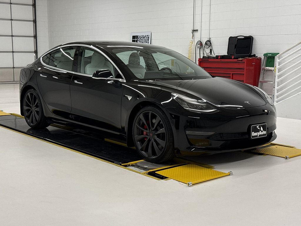 2020 Tesla Model 3 Performance