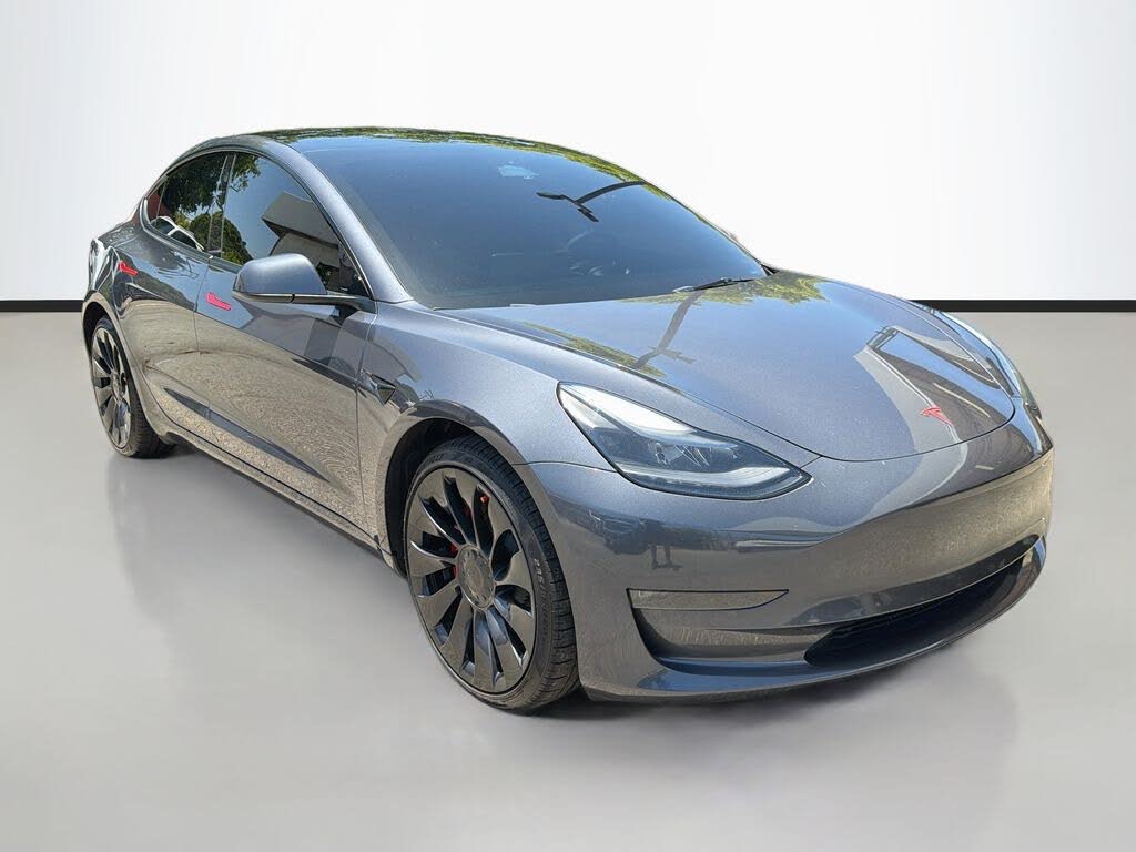 2023 Tesla Model 3 Performance