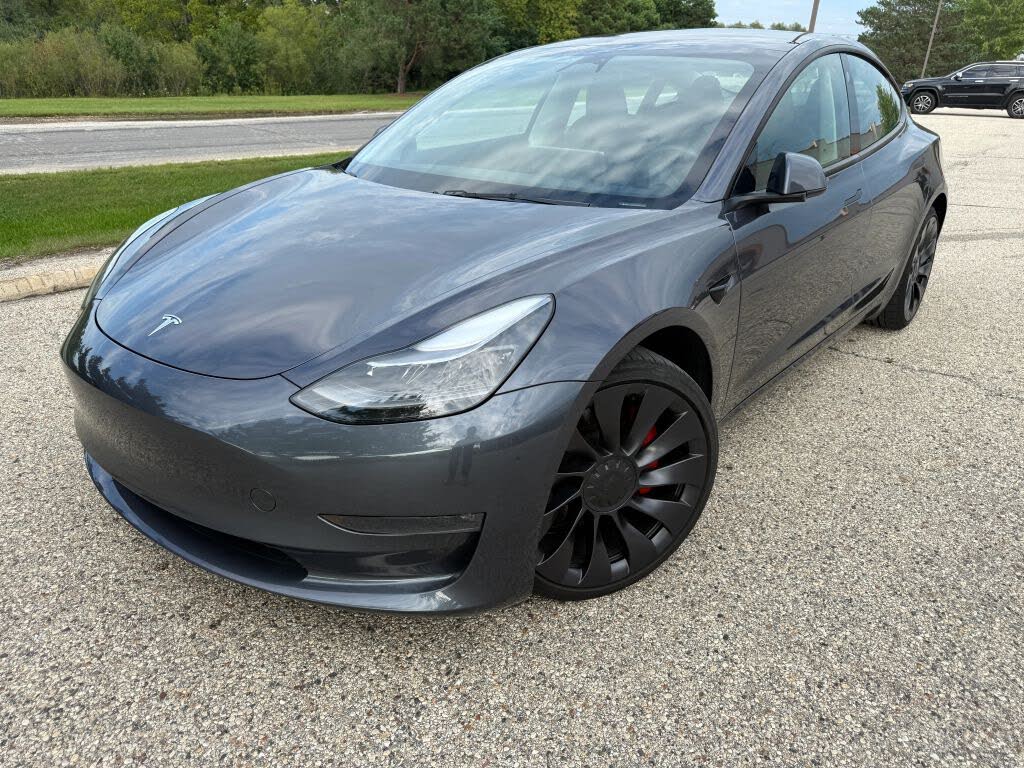 2023 Tesla Model 3 Performance