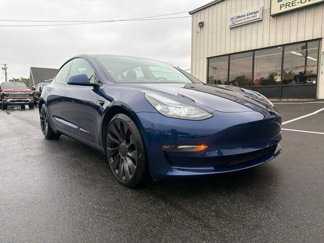 2023 Tesla Model 3 Performance