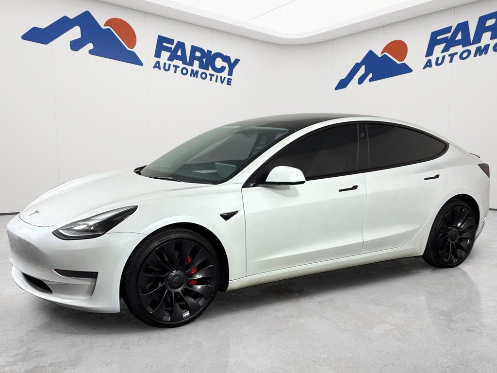 2023 Tesla Model 3 Performance