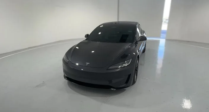 2024 Tesla Model 3 photo 1