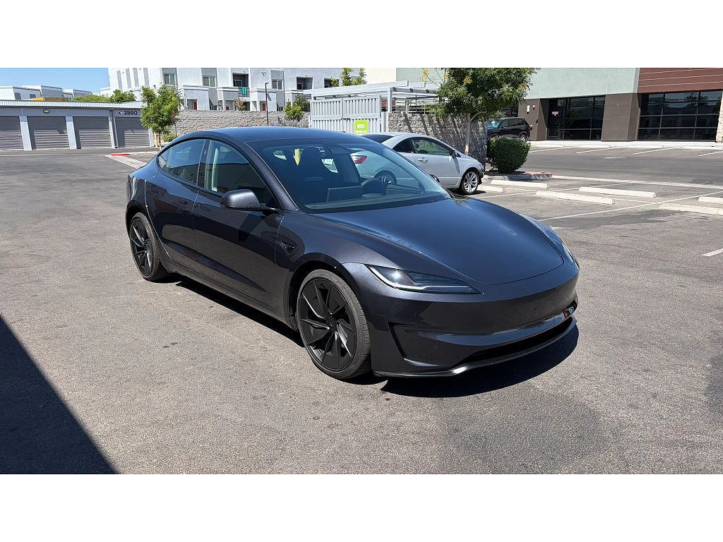 2024 Tesla Model 3 photo 1