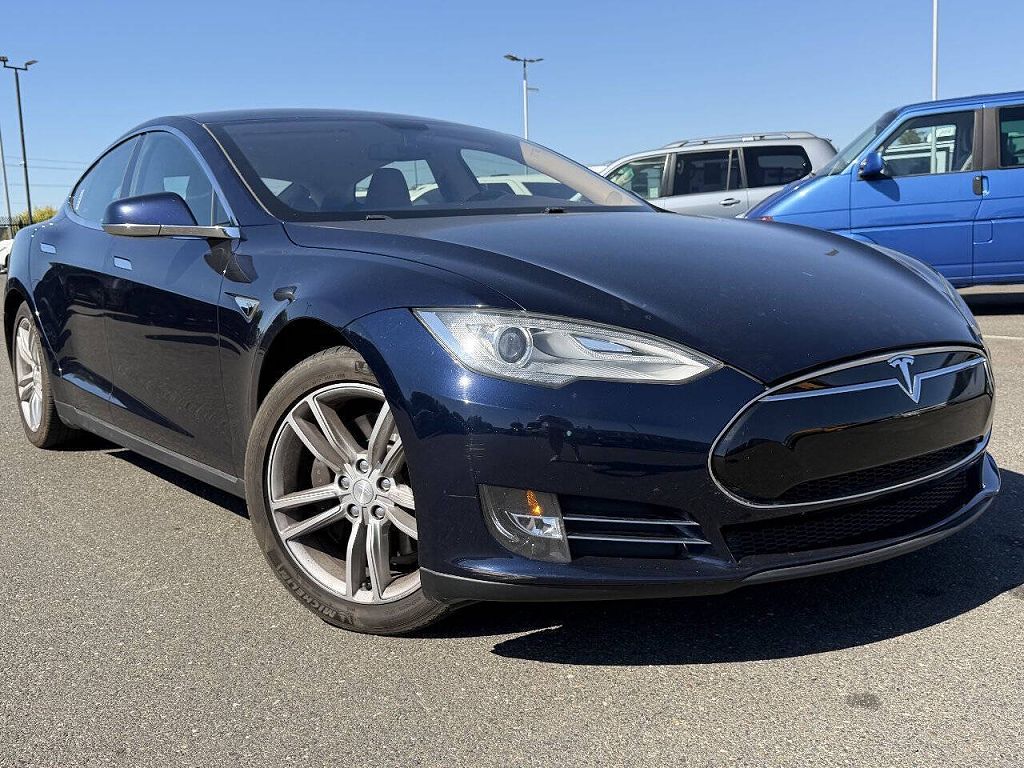 2013 Tesla Model S photo 1