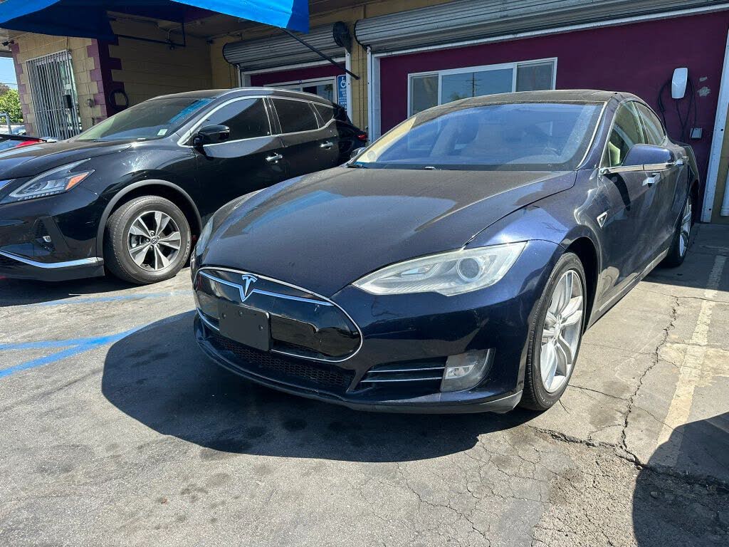 2013 Tesla Model S photo 1