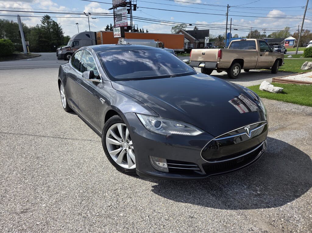 2015 Tesla Model S 70D