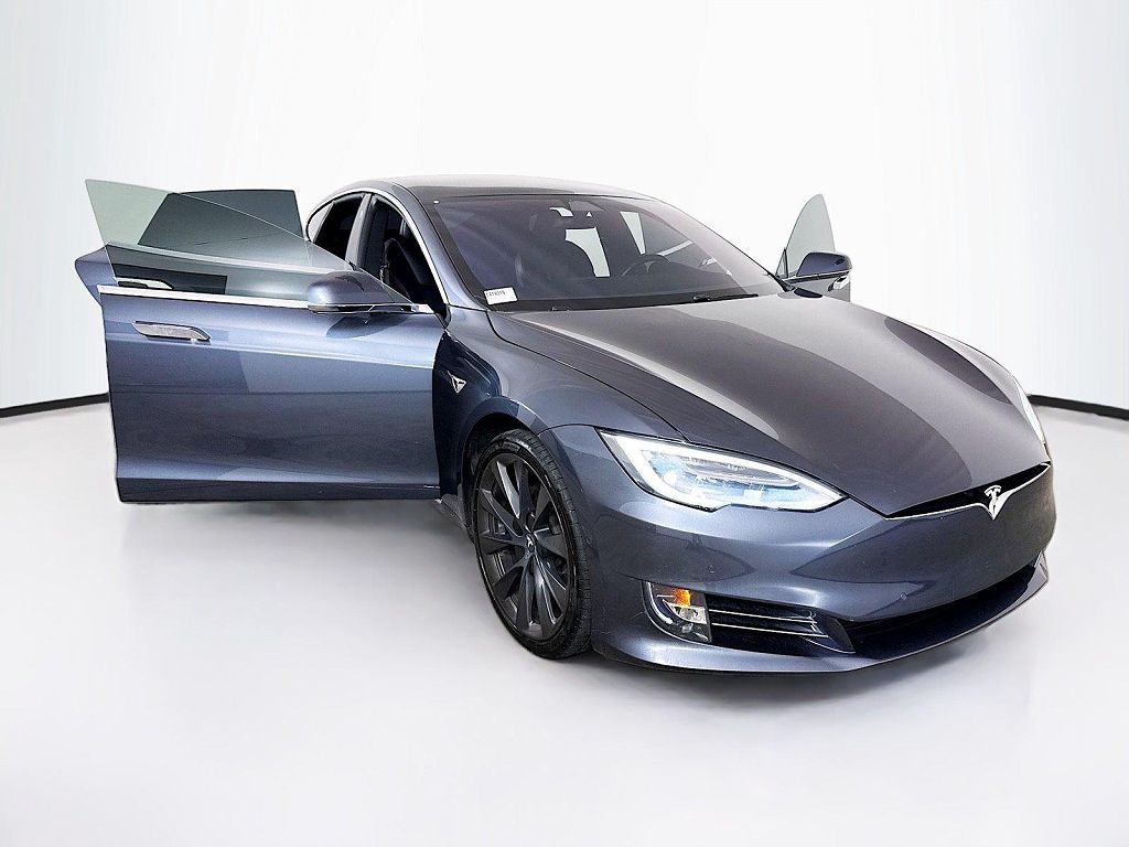 2020 Tesla Model S Long Range Plus
