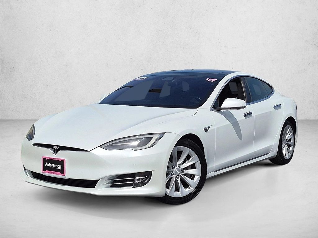 2017 Tesla Model S photo 2