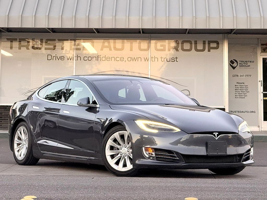 2020 Tesla Model S Long Range Plus