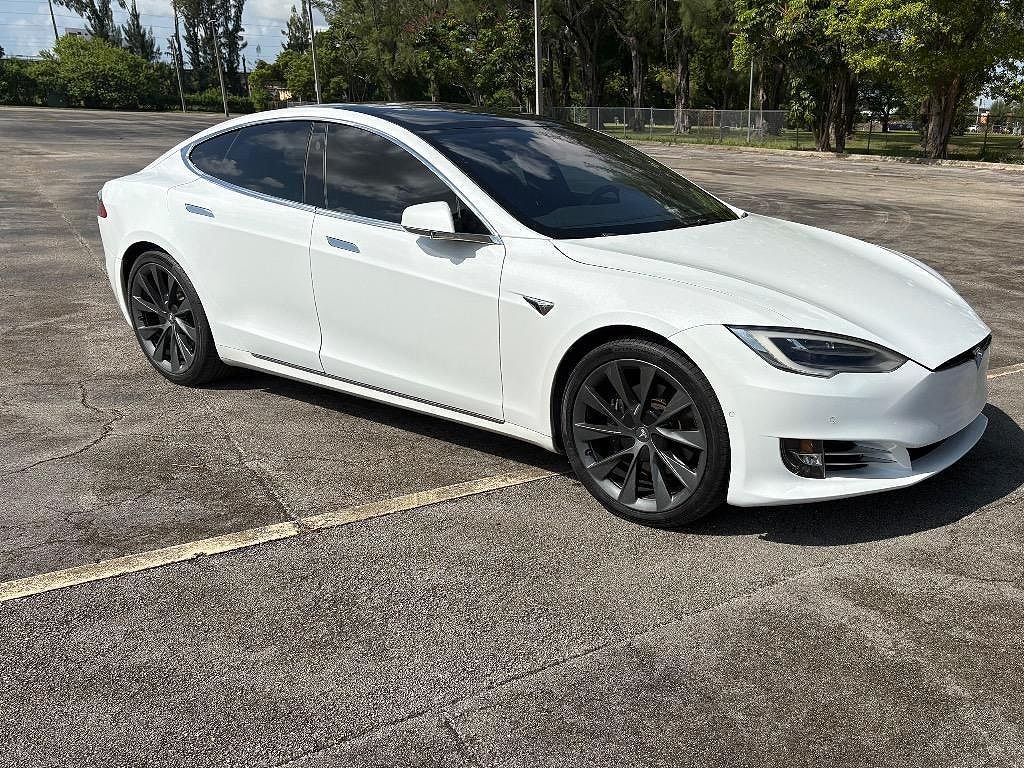 2020 Tesla Model S Long Range Plus