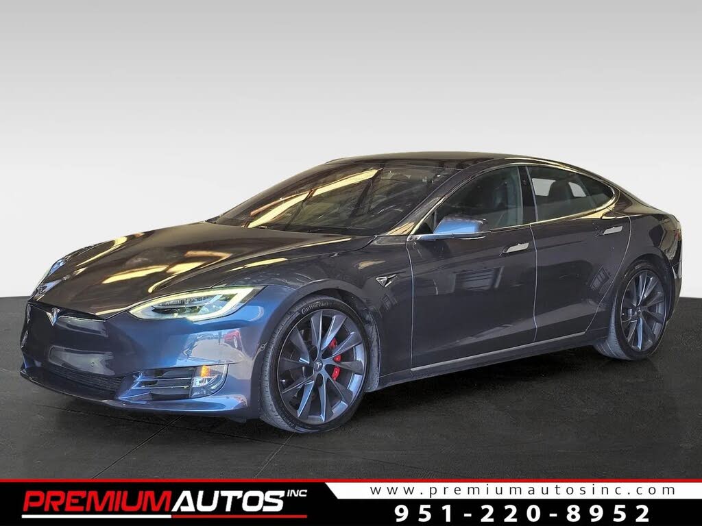 2019 Tesla Model S photo 1