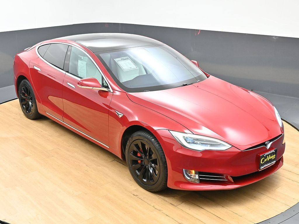 2020 Tesla Model S Performance