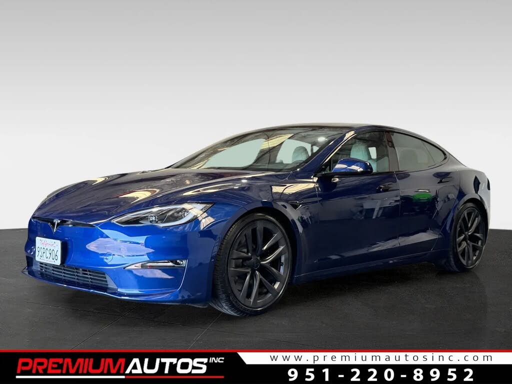 2025 Tesla Model S photo 1