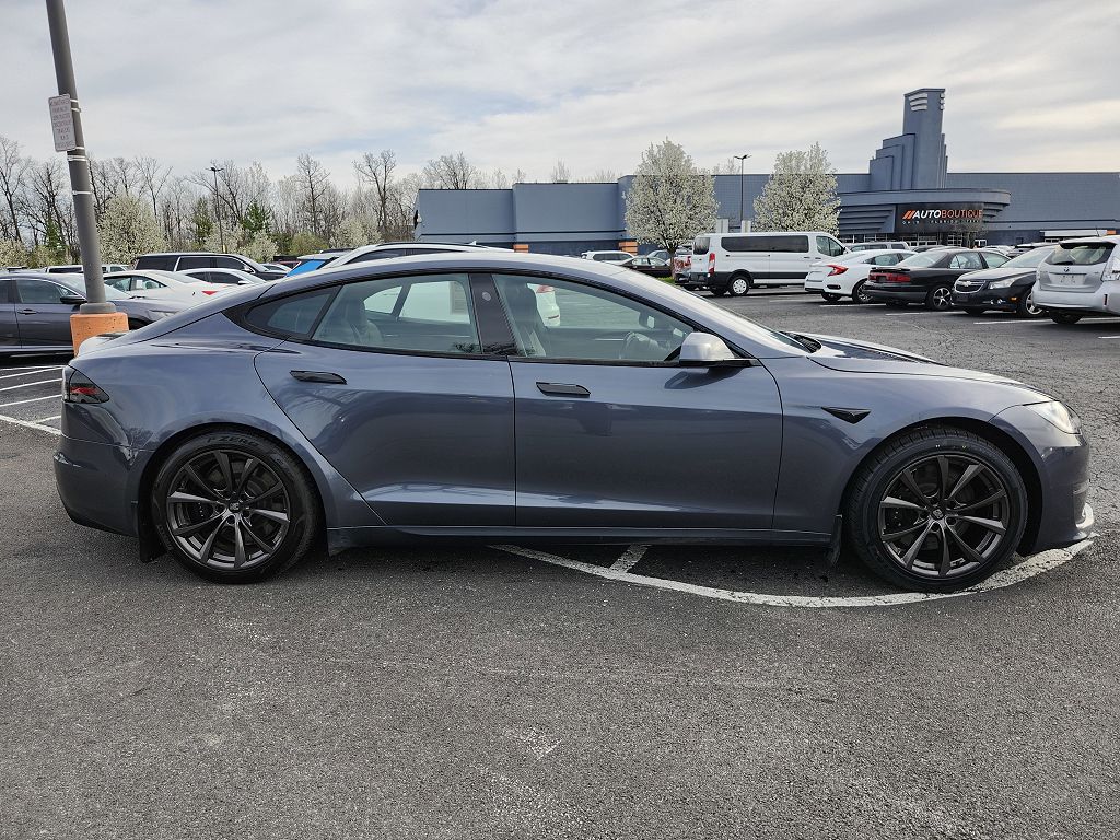 2022 Tesla Model S