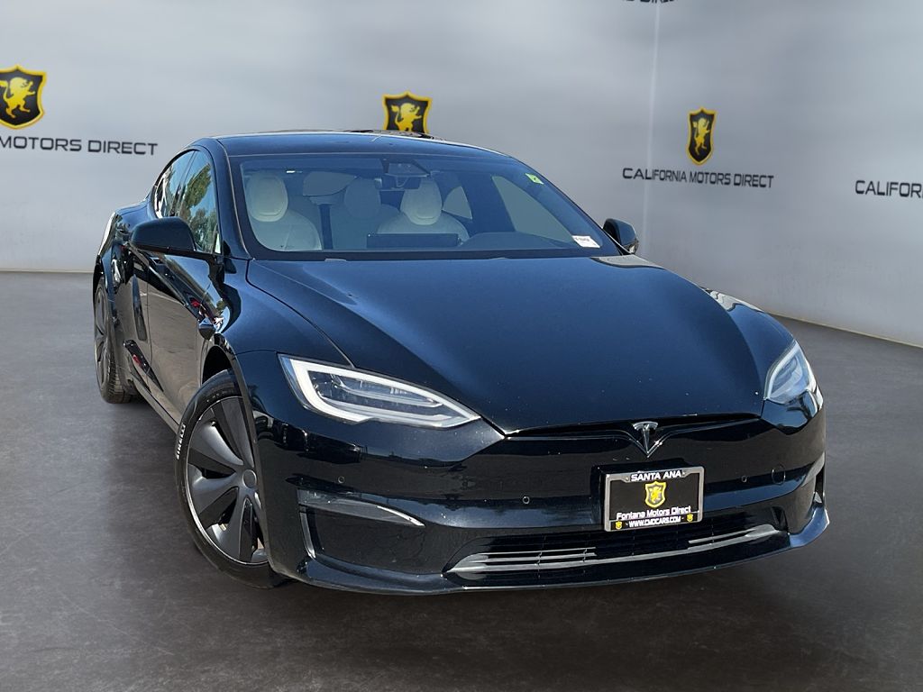2022 Tesla Model S photo 1