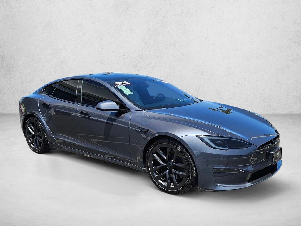 2022 Tesla Model S photo 1